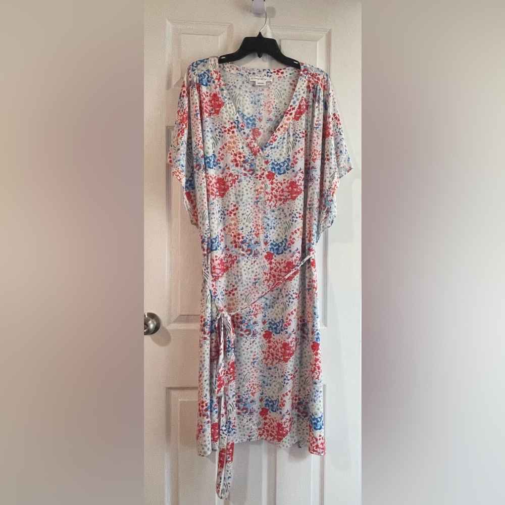Penningtons White Floral Short Sleeve V-Neck Dress 5X
